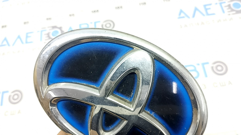 Toyota Prius 30 10-15 grille emblem, sand, chrome finish