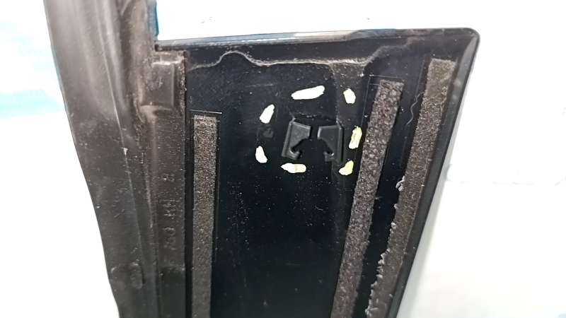 Toyota Venza 21-24 right rear side door trim, front, scratches, broken mount