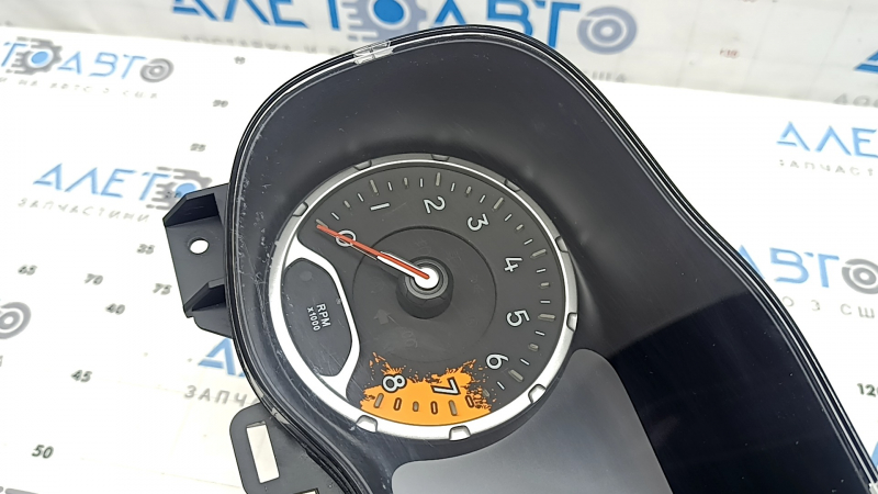 Instrument cluster Jeep Renegade 15-17 pre-restoration large display, 128k, scratches, glass defect, scuffed