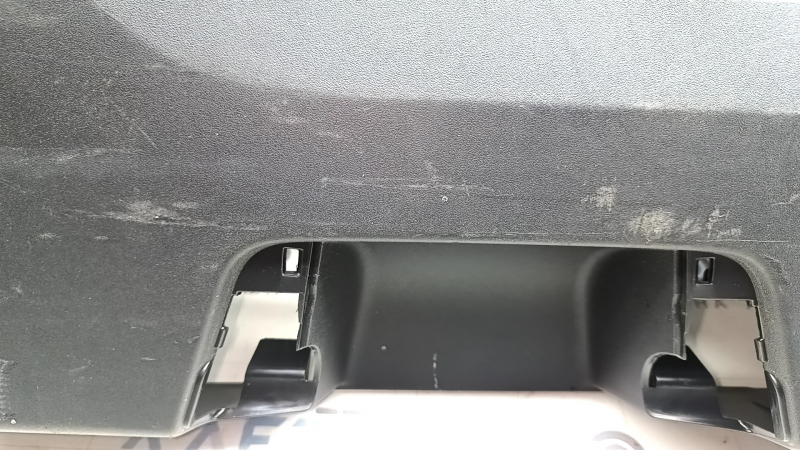 Lower tailgate trim for Volkswagen ID.4 21-22, black, no handle, scratches