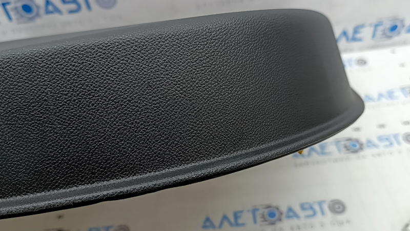 Alfa Romeo Stelvio 18-25 front right door panel, black with red leather, with wood insert, with handle, scratches