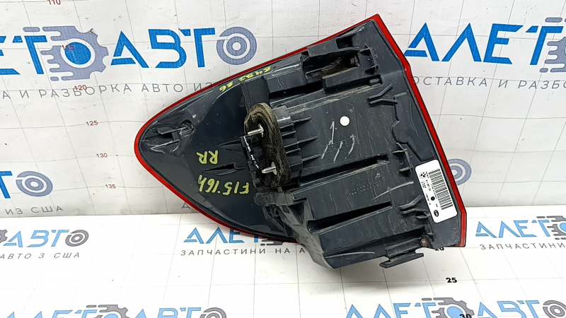 BMW X5 F15 14-18 LED right outer fender light, scratches, cracks