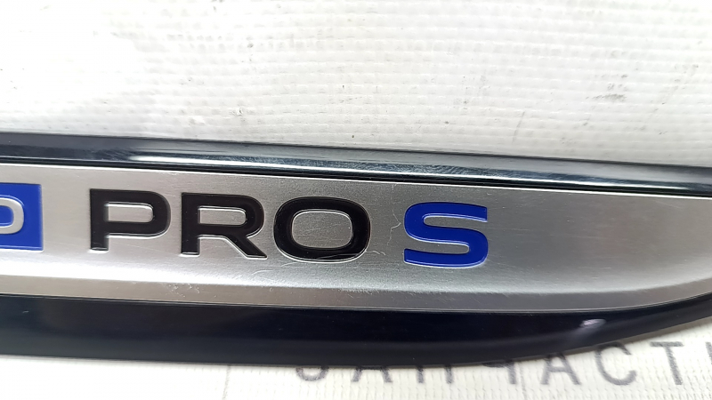 AWD PRO S emblem logo front right fender Volkswagen ID.4 21-22 scratches