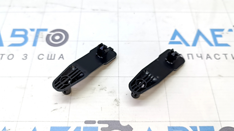 Passenger mat bracket (2 pcs.) for Nissan Rogue Sport 17-22