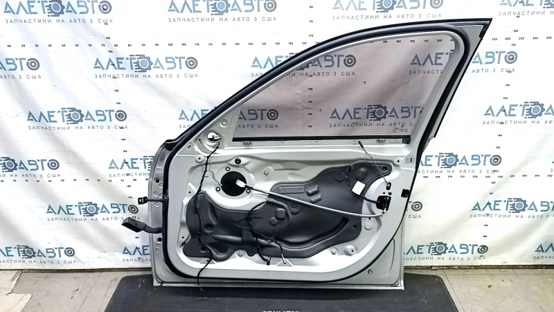 Front right door assembly for BMW 3 F30 12-18 keyless, silver A83