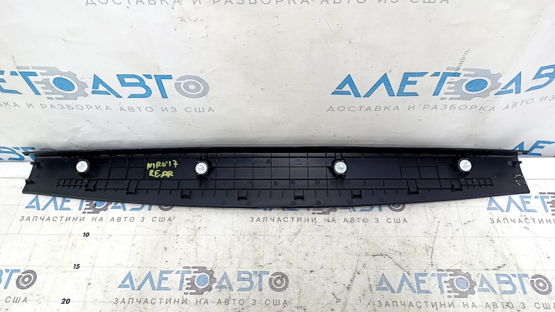 Kia Niro 17-22 black upper trunk door trim, broken fastener, scratches