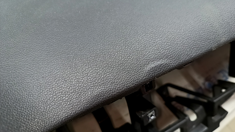 Front dashboard with AIRBAG Kia Niro 17-19 HEV, PHEV black, without central speaker, dents, scratches, broken mesh fasteners