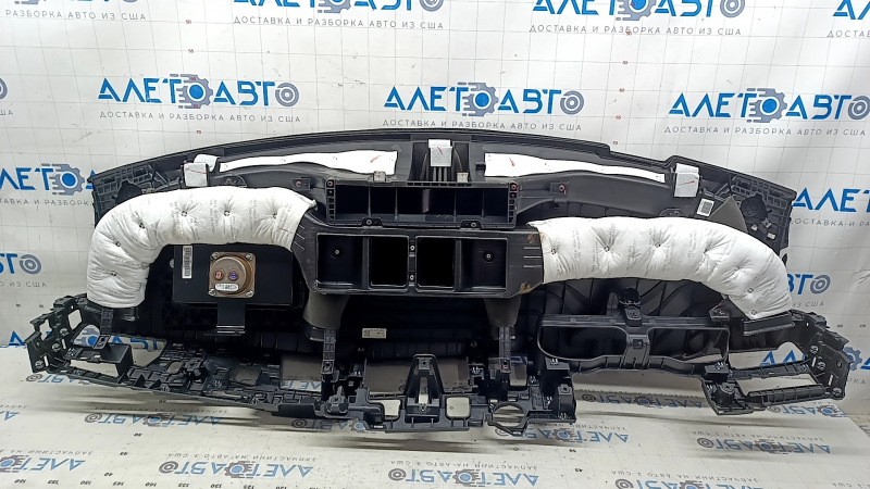 Front dashboard with AIRBAG Kia Niro 17-19 HEV, PHEV black, without central speaker, dents, scratches, broken mesh fasteners