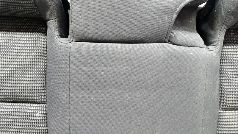 Rear seat cushion, 2nd row, Kia Niro 17-22 HEV, PHEV, combination black, cloth, needs cleaning, scuffs