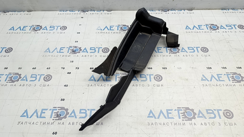 Left hood-wing seal for Volkswagen ID.4 21-22, worn rubber