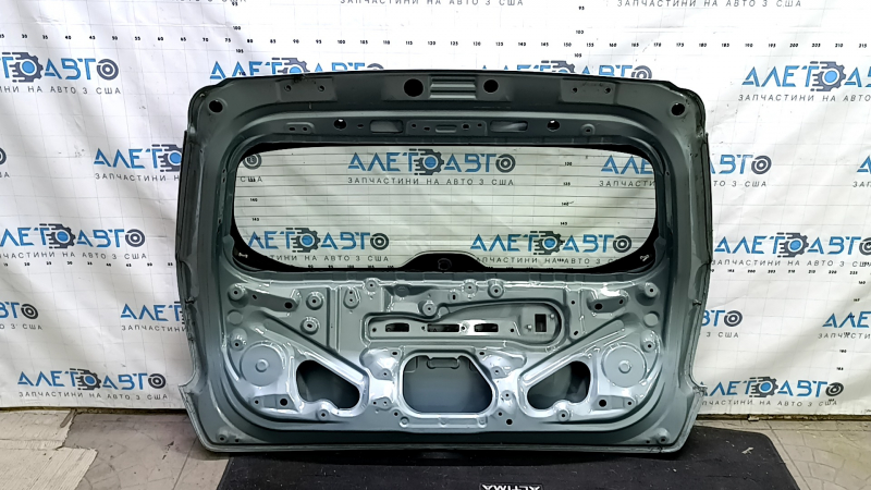 Naked trunk door with glass for Toyota Prius V 12-17 green 781