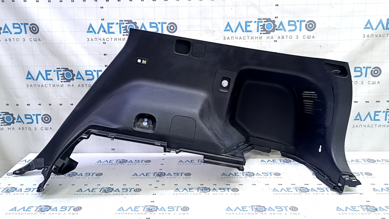Right arch trim for Toyota Prius V 15-17, black, scratches