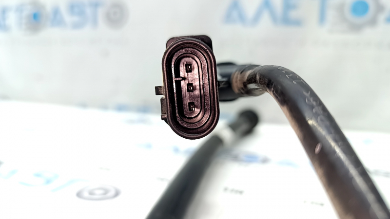Alfa Romeo Stelvio 18-25 2.0T Fuel Vapor Pressure Sensor with Tube