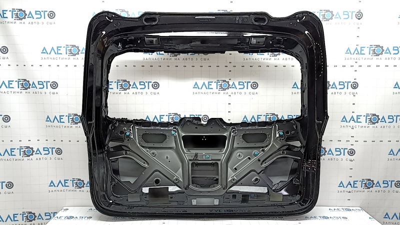 The trunk door is bare Mercedes W167 GLE 350 450 20-24 black 040, dented