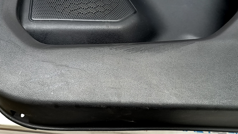 Black front right door panel for Ford Escape MK4 2023-2024, black leather armrest, gray insert, Bang & Olufsen, with handle, scratches, worn