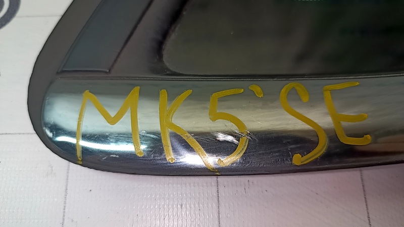 Rear right window, blind glass, Ford Fusion mk5 13-20, single chrome, scratches on chrome