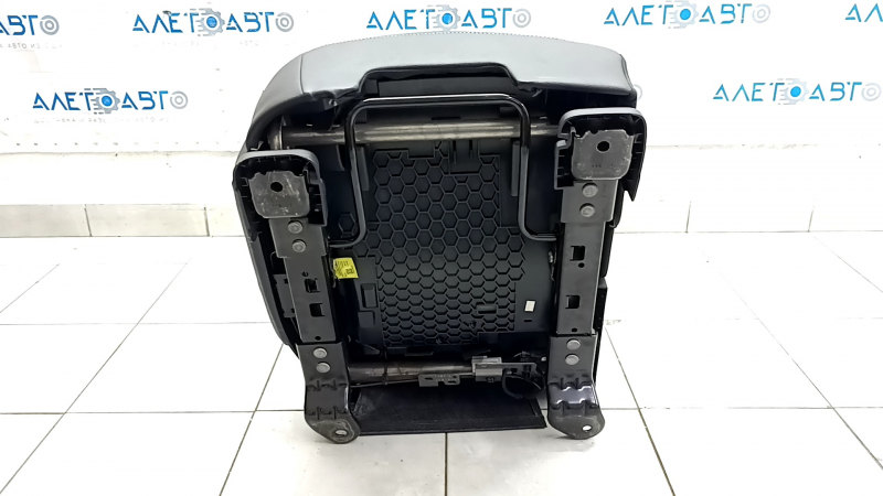 Right rear seat for Ford Escape MK4 2023-2024 without airbag, mechanical, black leather, perforated, dented