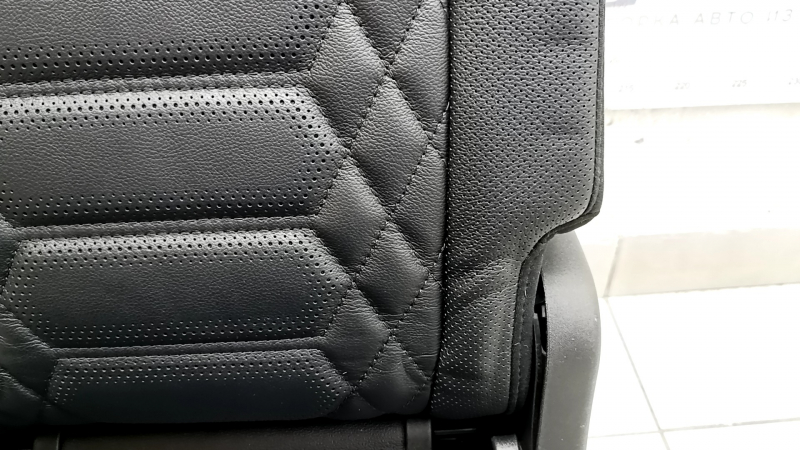 Right rear seat for Ford Escape MK4 2023-2024 without airbag, mechanical, black leather, perforated, dented