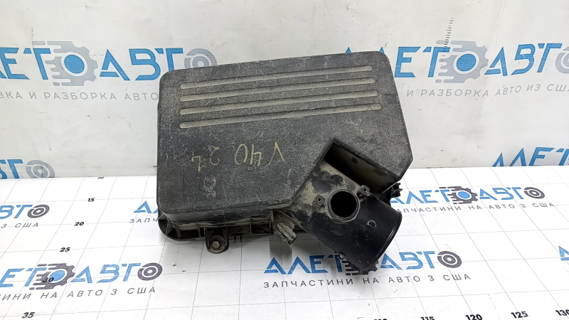 Toyota Camry v40 2.4 air filter housing top cover without flow meter, broken fasteners