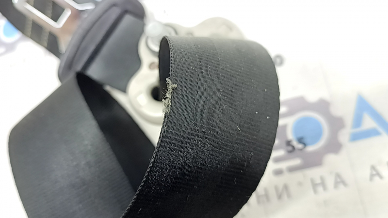 Driver's seat belt with tensioner Nissan Rogue 21-24 black US built, with squib, worn