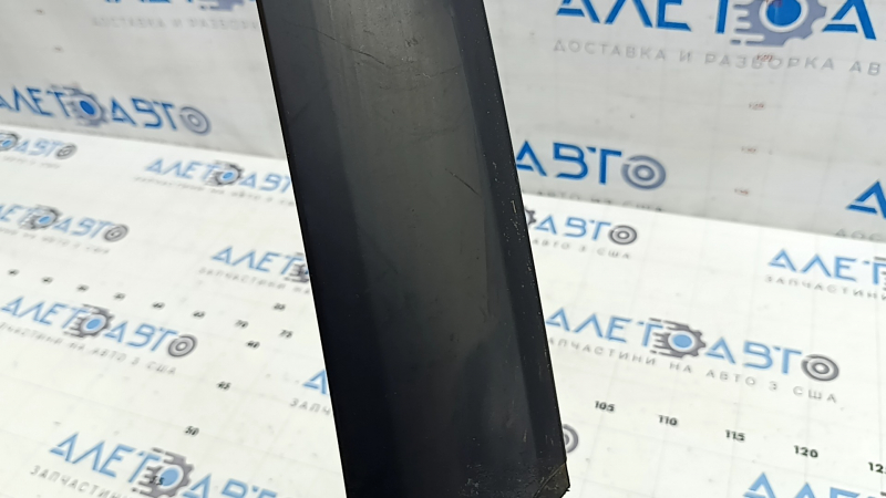 Left front pillar molding for Nissan Rogue 21-24, scratches, torn seal