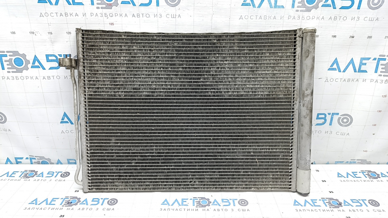 BMW X5 F15 14-18 N55 air conditioning condenser radiator, plug-in is damaged