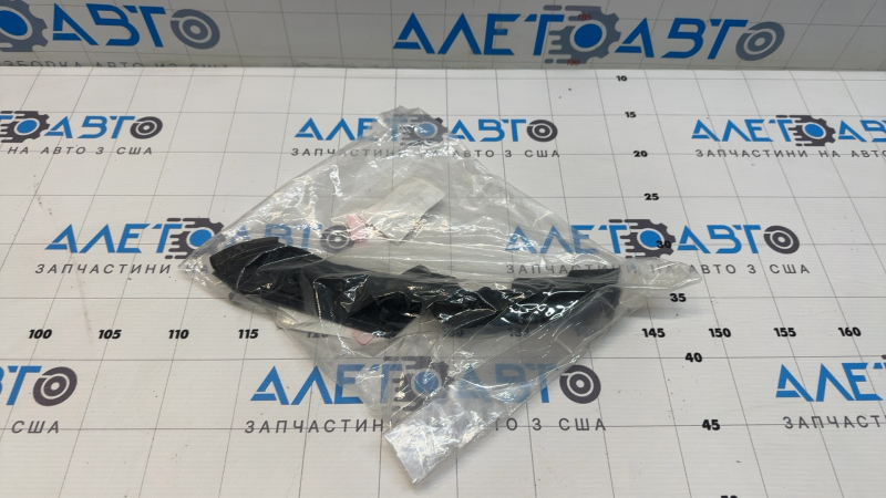 Windscreen wiper seal right Toyota Camry v70 18-24