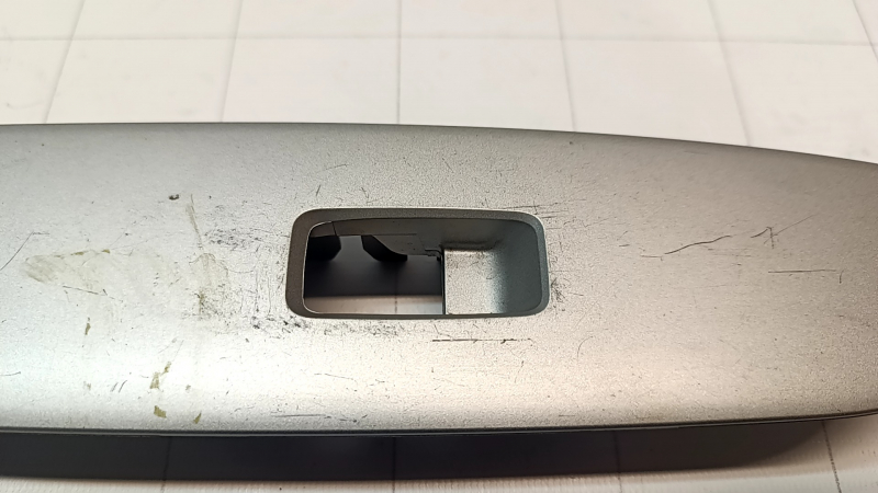 Rear left window lift control trim for Lexus RX300 RX330 RX350 RX400h 04-08, gray, scratches