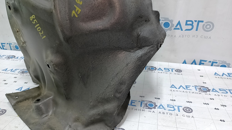 Front left rear fender liner BMW 3 F30 12-15, torn, dented
