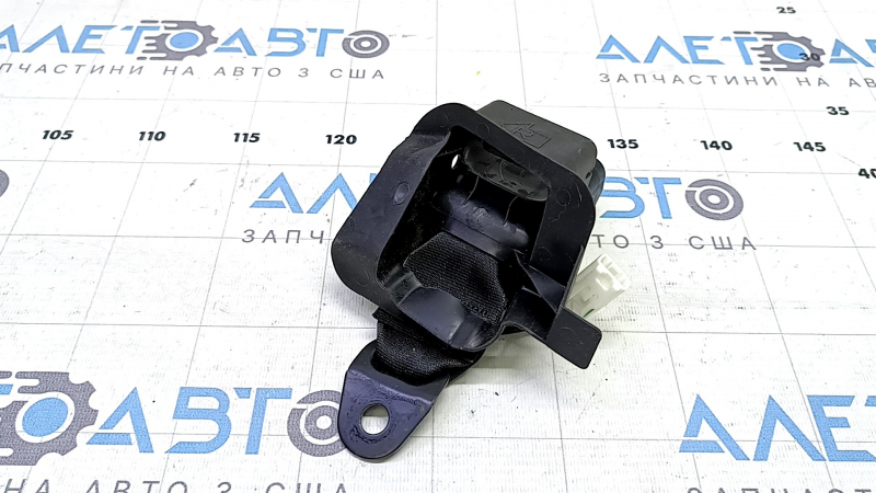 Seat belt latches rear right Toyota Prius 50 16-22 black