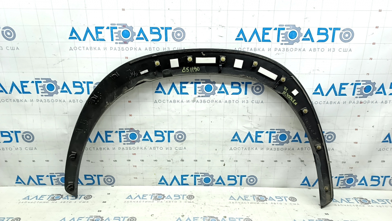 Front right fender arch trim for Lexus NX200t NX300 NX300h 15-21 structure, broken fasteners, scratches