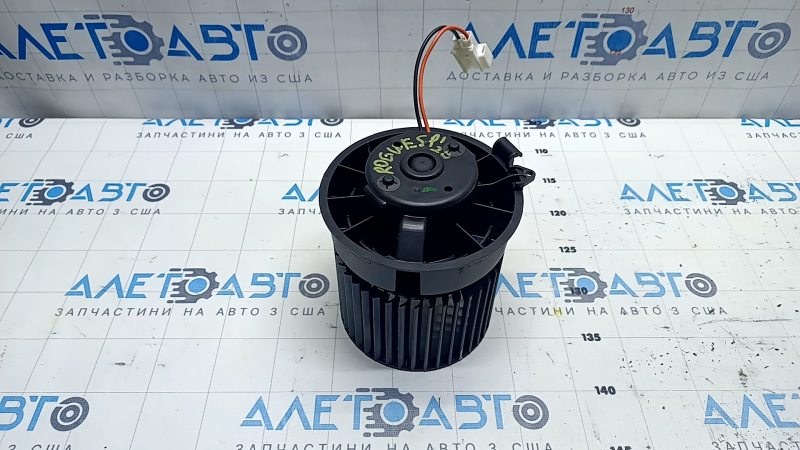 Nissan Rogue Sport 17-22 heater fan motor