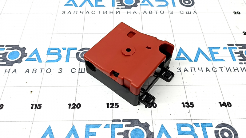 Positive terminal housing of the BMW X5 G05 19-23 battery
