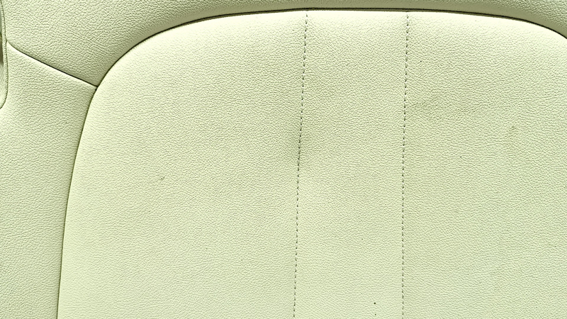 Rear seat cushion, 2nd row, BMW X5 G05 19-22, Canberra-Beige leather, heated, wrinkled, needs cleaning