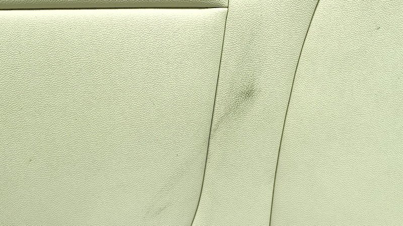 Rear seat cushion, 2nd row, BMW X5 G05 19-22, Canberra-Beige leather, heated, wrinkled, needs cleaning