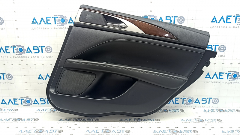 Door trim, rear right card, Lincoln MKZ 17-20, black with black leather insert, black leather armrest, light wood molding, glossy, with backlight, tear, dents, scratches, burrs, crepe break