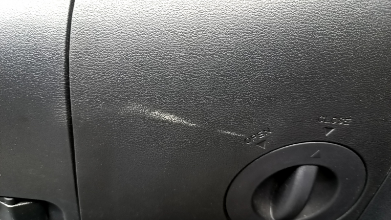 Kia EV6 22-24 black rear right arch trim with speaker, handle and cable, scratches