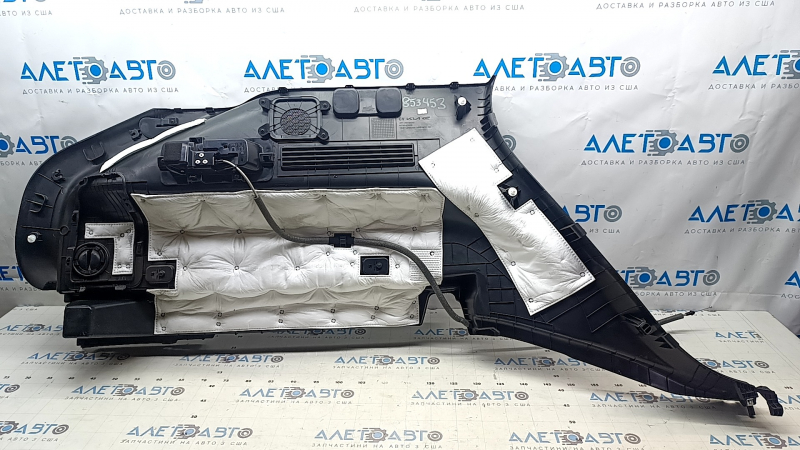 Kia EV6 22-24 black rear right arch trim with speaker, handle and cable, scratches