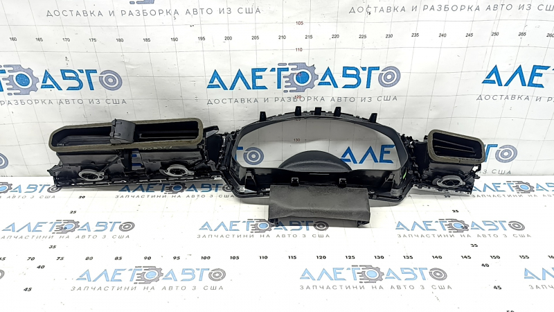 Central dashboard trim for VW Tiguan 18-24, graphite, with air ducts, type 2