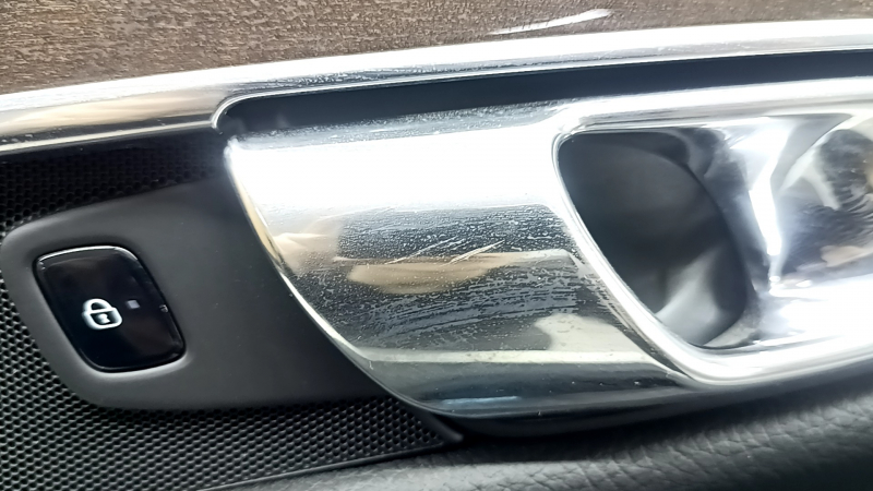 Door trim panel, rear right, Volvo XC90 16-23, black leather, wood insert, without curtain, scratches, tears