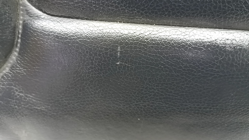 Volvo XC90 16-25 passenger seat cushion upholstery, black leather, heated, scratches, dry cleanable
