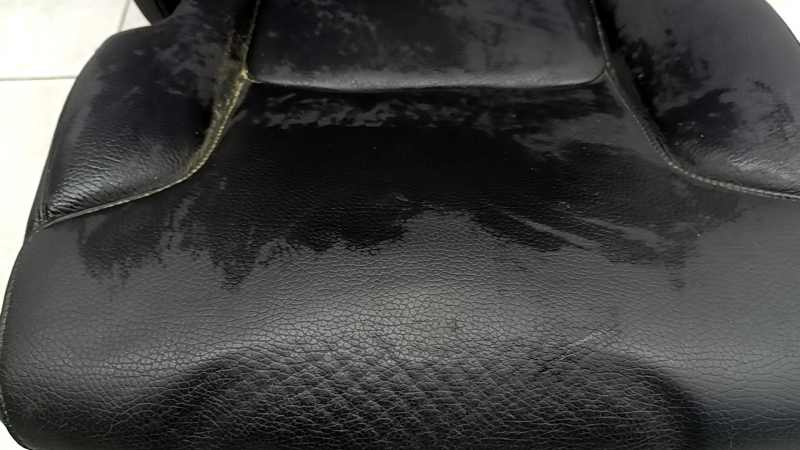 Left rear seat Volvo XC90 16-22 black leather for 3 rows, needs cleaning, dented