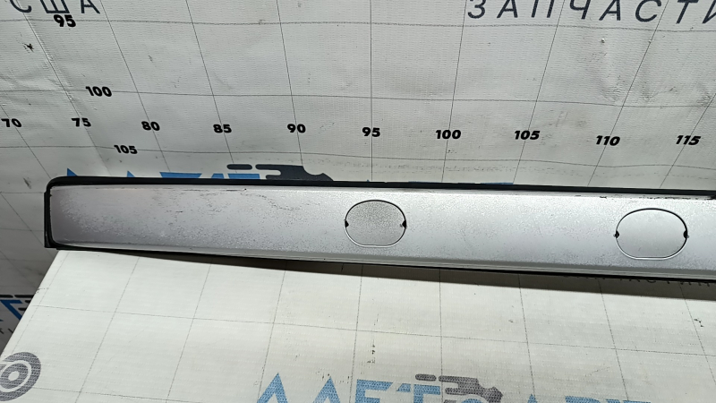 Right longitudinal roof rail for Hyundai Tucson 19-21 without panoramic windows, peeling paint, no fastening, scratches