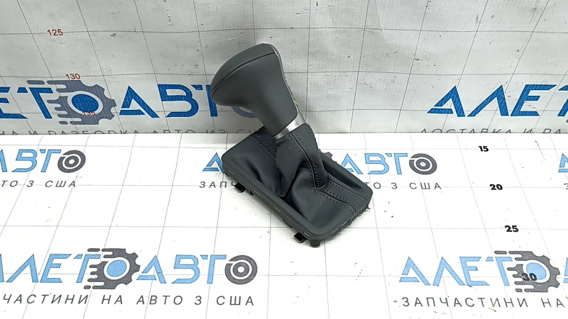 Audi Q5 8R 12-17 gear knob, gray leather, chrome, scratches, worn