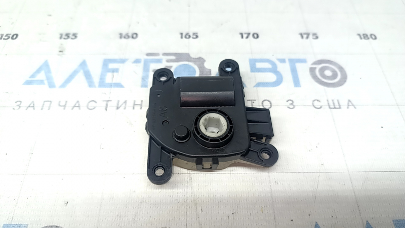 Actuator motor for the heater air conditioner in a Hyundai Tucson 16-21