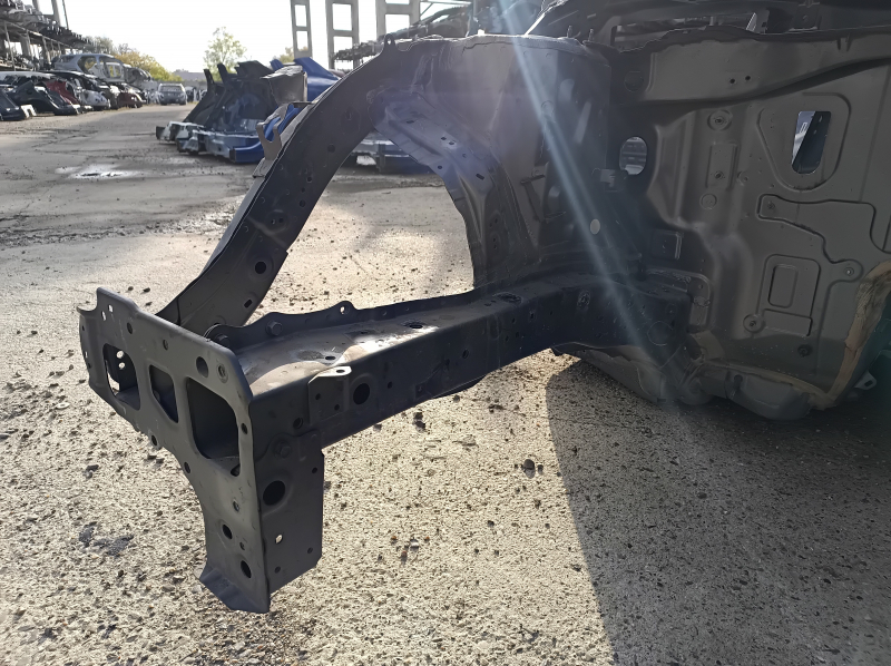 Honda Clarity 18-21 USA front right quarter panel on body, graphite