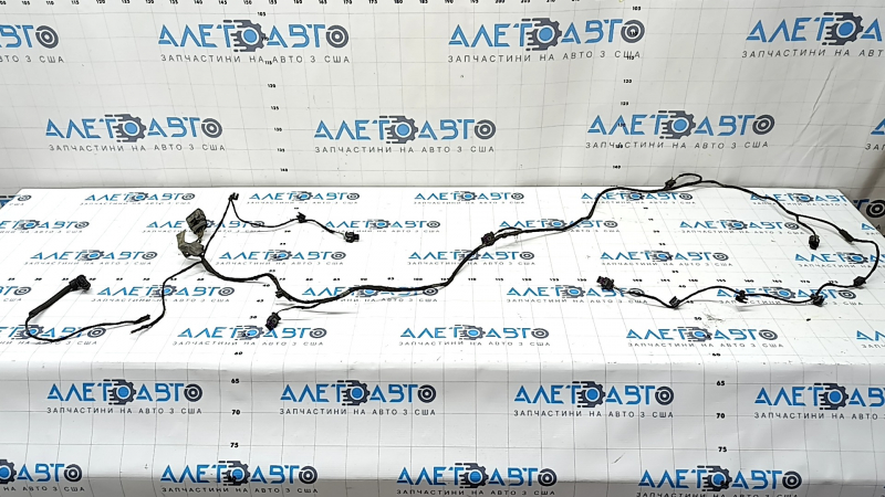Audi A6 C8 19-25 rear bumper wiring for parking sensors and park assist, the connector for the foot opening sensor is cut off