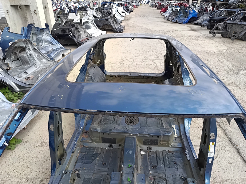 Metal roof for VW Tiguan 18-24 with panoramic windows, on the body, bumpers