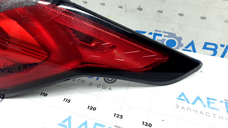 Ford Escape MK3 17-19 right outer fender light, scratches, abrasions, glue stains