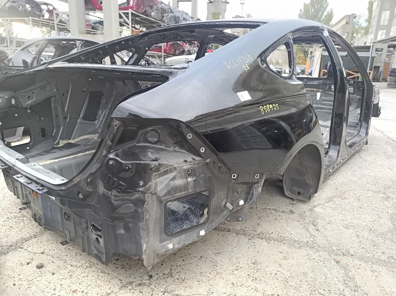 Black quarter wing, rear right, Honda Accord 23-24, on the body, bumps, dents